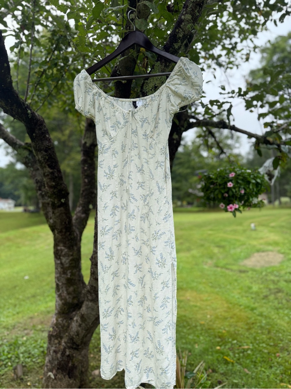 Divided Cottagecore Style Floral Puff-Sleeve Maxi Dress